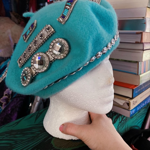 Baby Blue & Rhinestone Studded Beret main image 4
